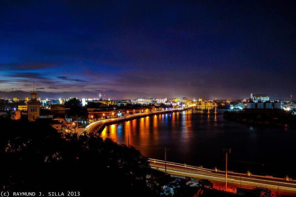 Avida Atria T2-F ,5Mins To Festive Walk And 4 Mins To Iloilo Convention Center Aparthotel Exteriör bild